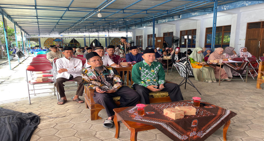 Terima Rapor, Syawalan, dan Wisuda Santri TKA TPA TQA Madin Al Muhsin Tahun Ajaran 2025/2026
